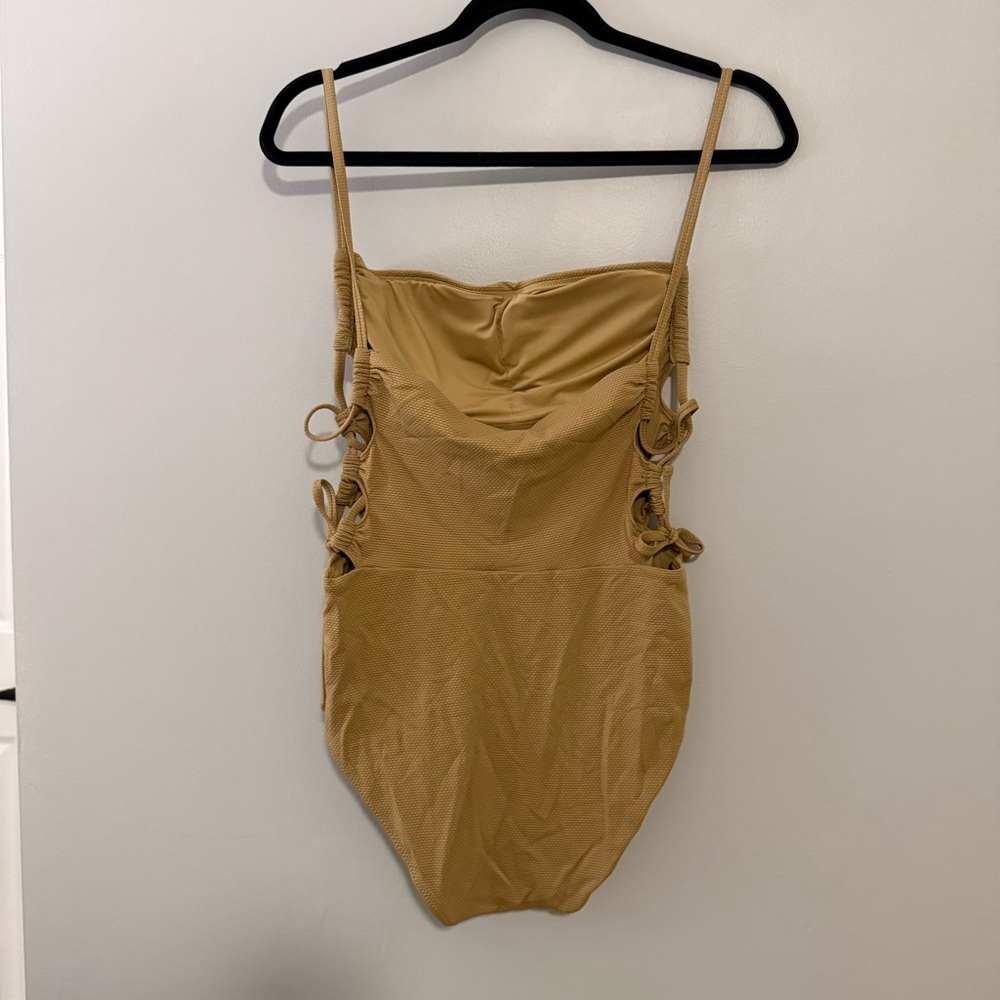 Aerie Pique Lace Up Bandeau One Piece Swimsuit - Picture 4 of 9